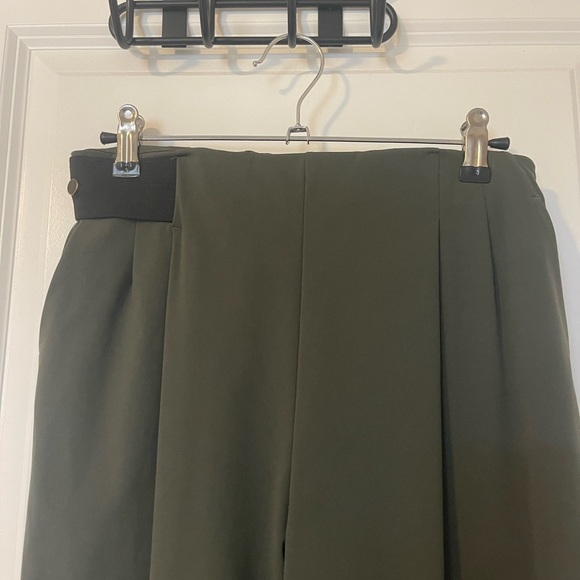 Aday Turn it Up Pants in Moss, Size Small - Picture 12 of 12